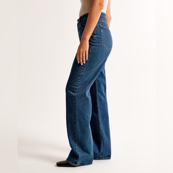 NWT Abercrombie & Fitch The 90s Relaxed Jean High Rise Dark Wash size 00 - Picture 4 of 8